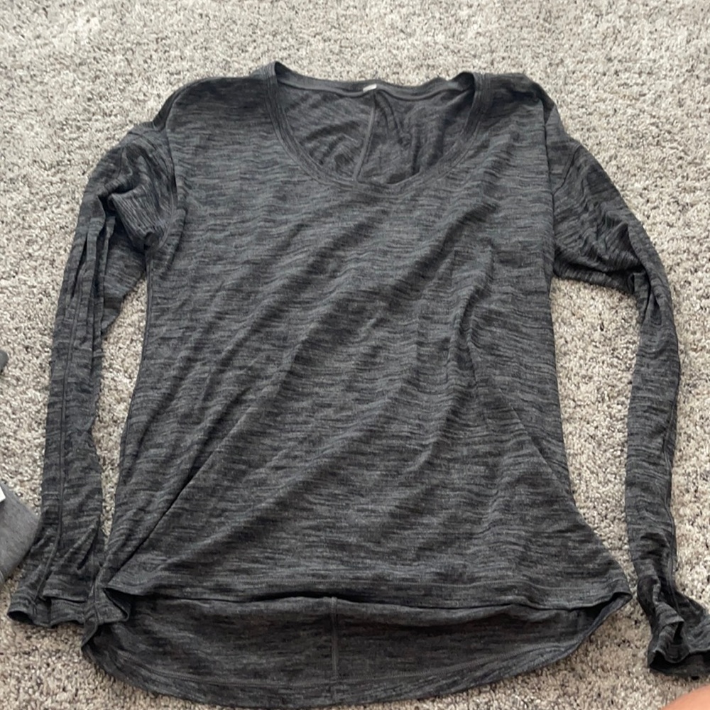 Lululemon long sleeve shirt